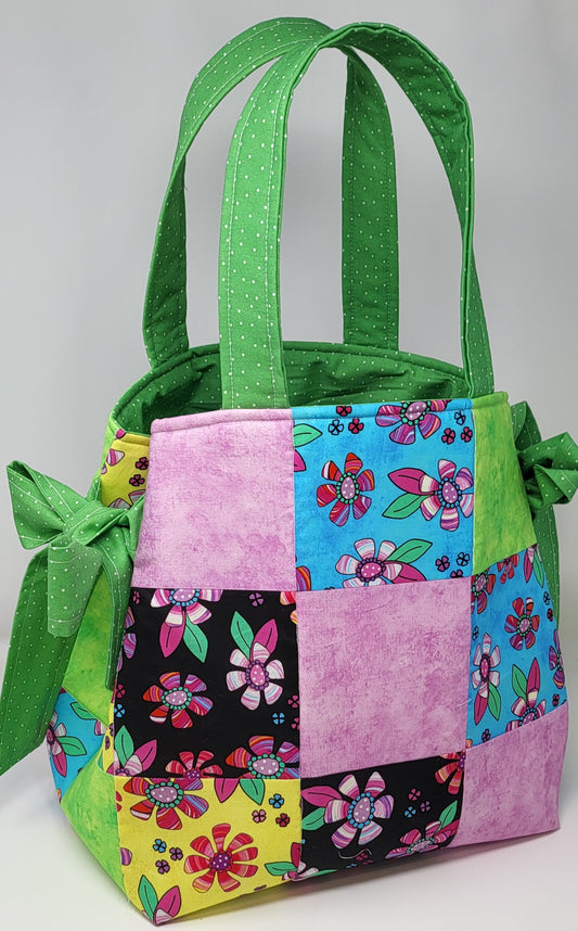 Box Bottom and Bows Tote