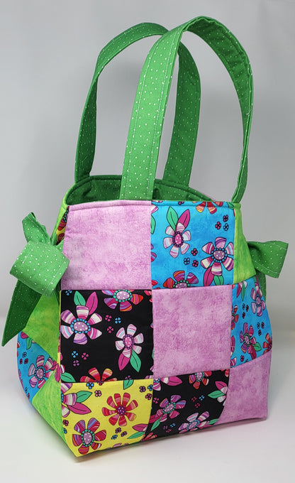 Box Bottom and Bows Tote