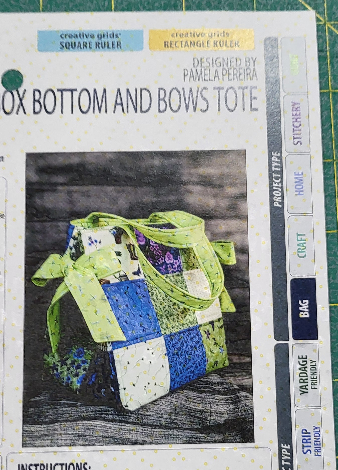 Box Bottom and Bows Tote Bag Kits